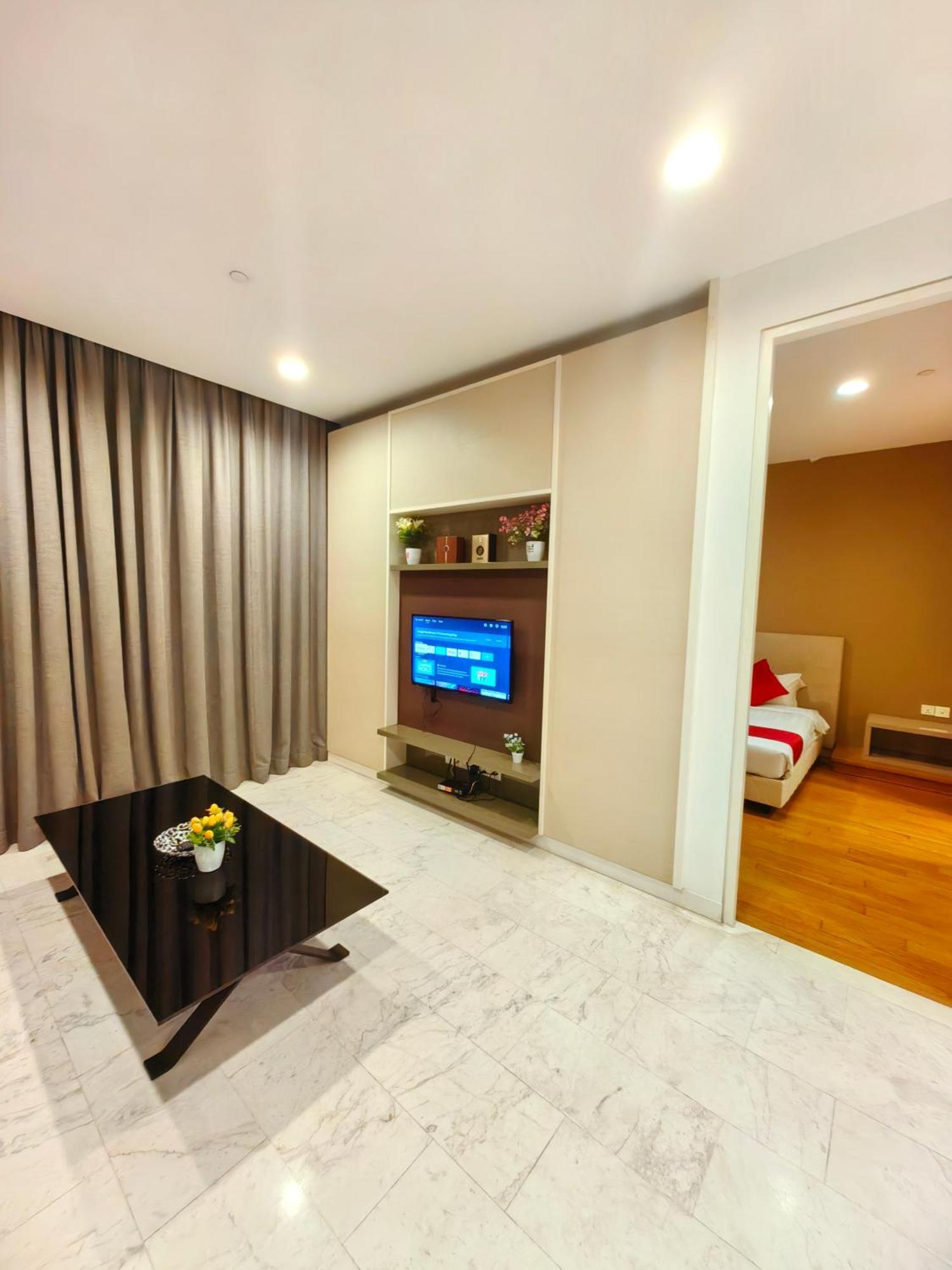 Platinum Klcc & Bukit Bintang Apartment Kuala Lumpur Exterior photo