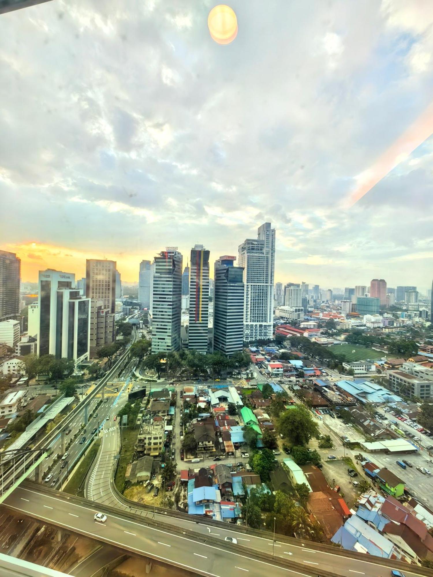 Platinum Klcc & Bukit Bintang Apartment Kuala Lumpur Exterior photo